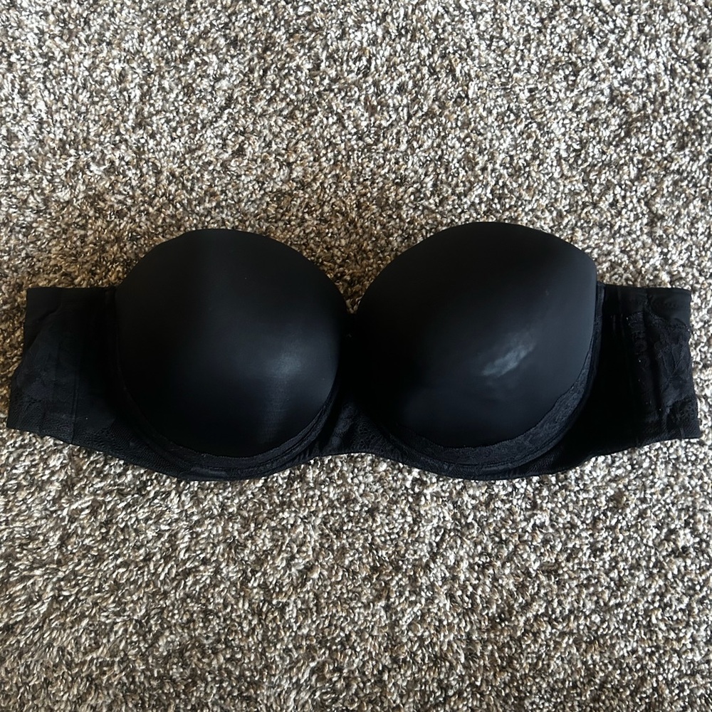 Torrid Push Up Multiway Strapless Bra 48C Solid Black Lace Molded Lined Cups EUC
